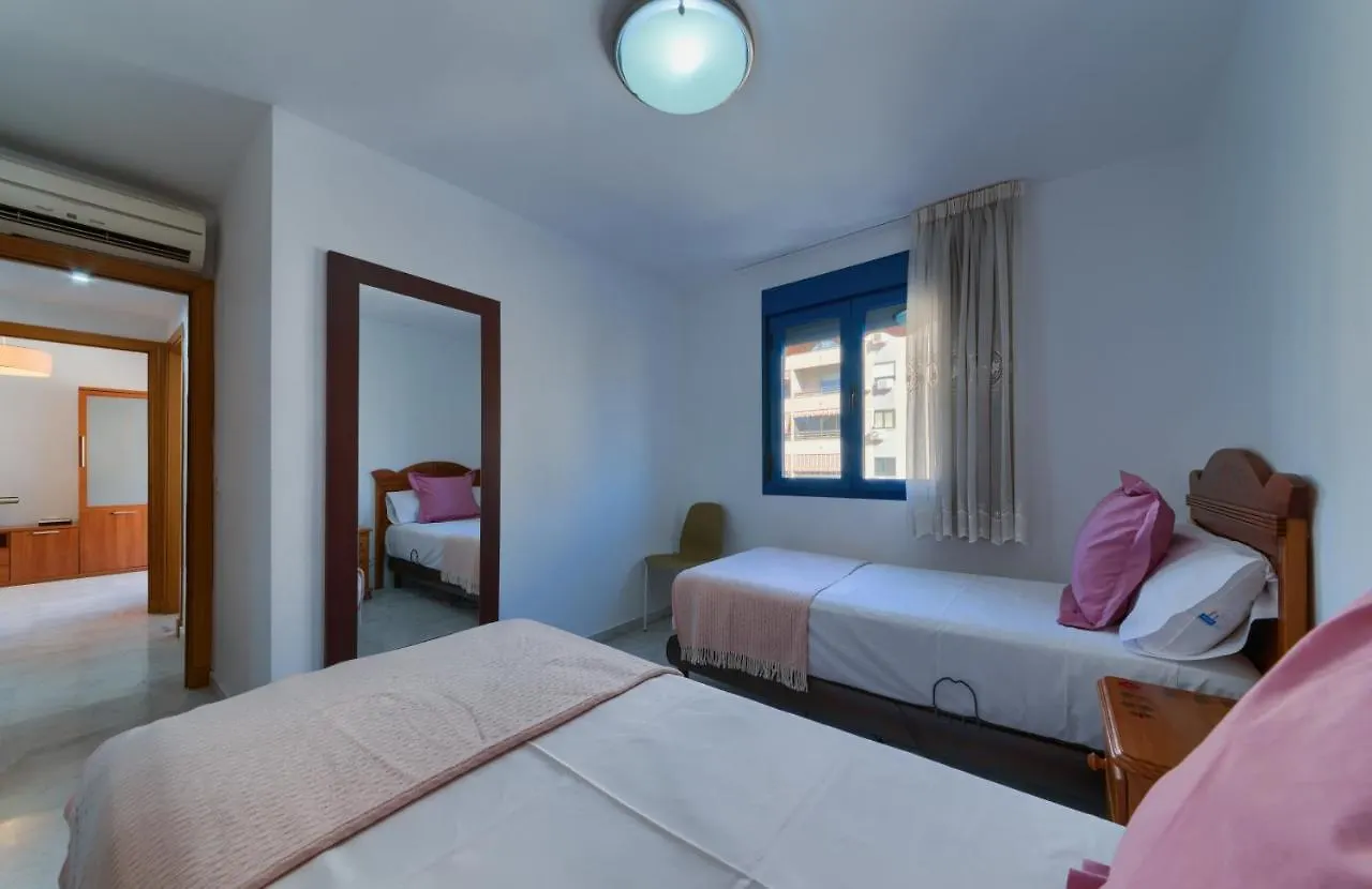 דירות Holidays2Malaga Ayala 450 Mts From Beach & Terrace ספרד