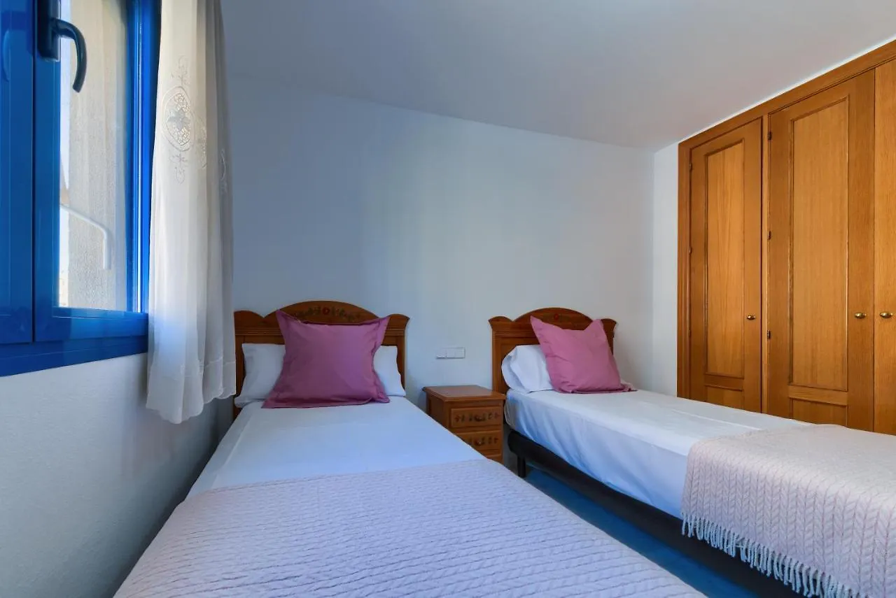 Holidays2Malaga Ayala 450 Mts From Beach & Terrace Apartment