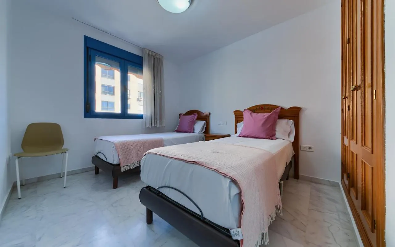 Holidays2Malaga Ayala 450 Mts From Beach & Terrace