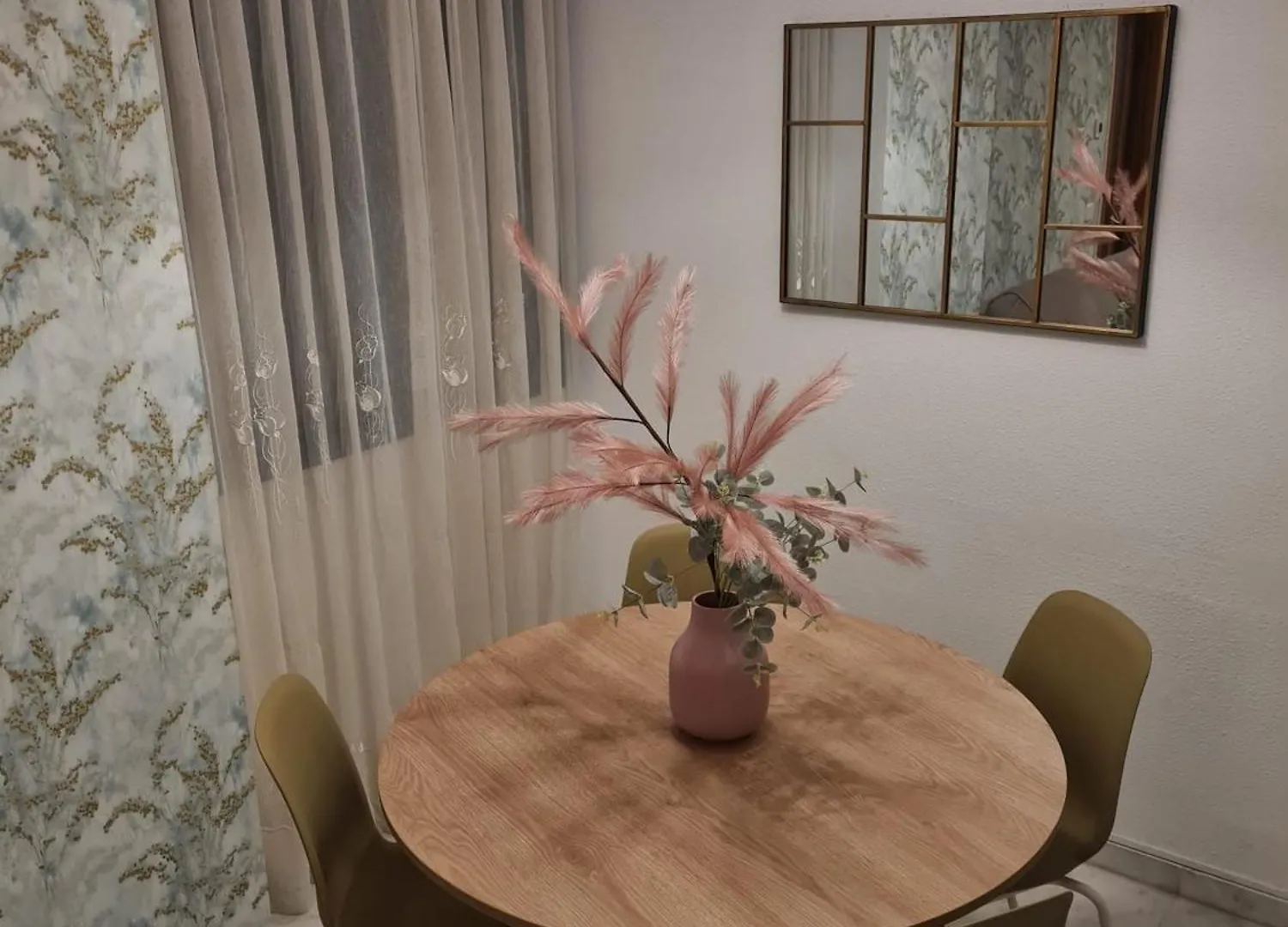 Holidays2Malaga Ayala 450 Mts From Beach & Terrace Apartment Malaga